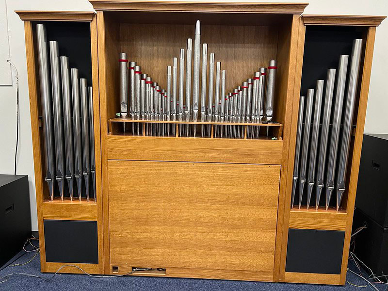 Two Rank Pipe addition for Rodgers Digital organ. Includes built in 6 channel sound system
